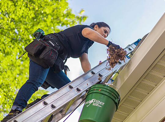 gutter cleaning in Wisconsin